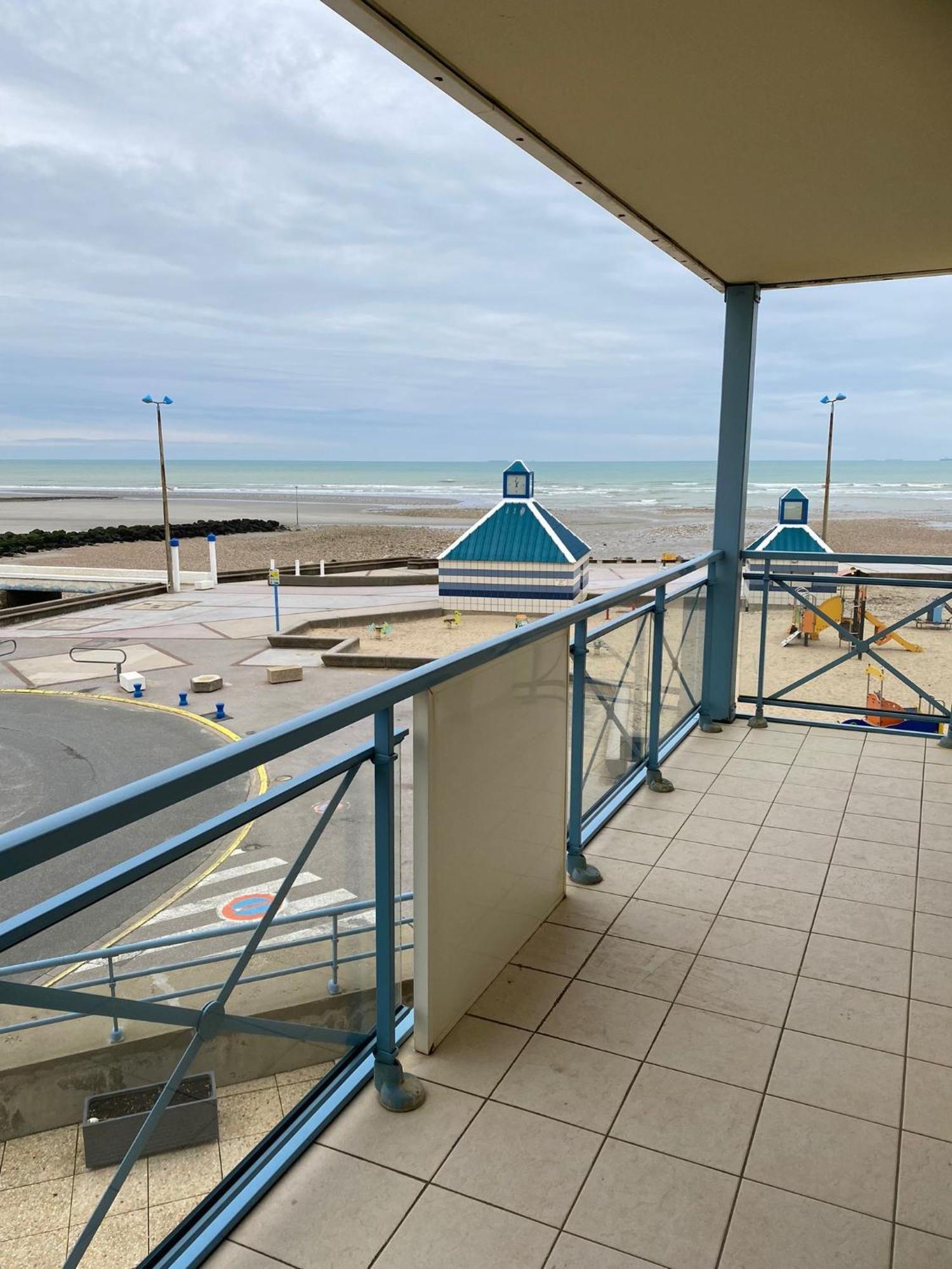Fleur De Sel Appartement Face A La Mer Wimereux Exterior photo